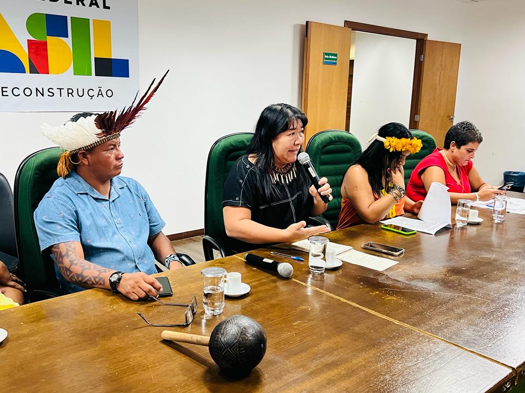 Presidente da Funai recebe demandas de indígenas do Baixo Tapajós