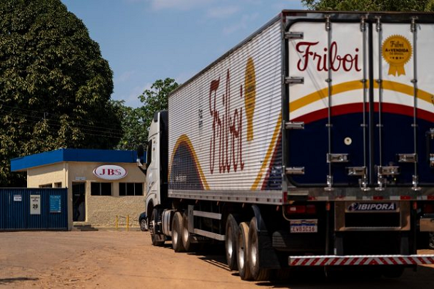 Auditorias revelam irregularidades da JBS em quatro estados da Amazônia